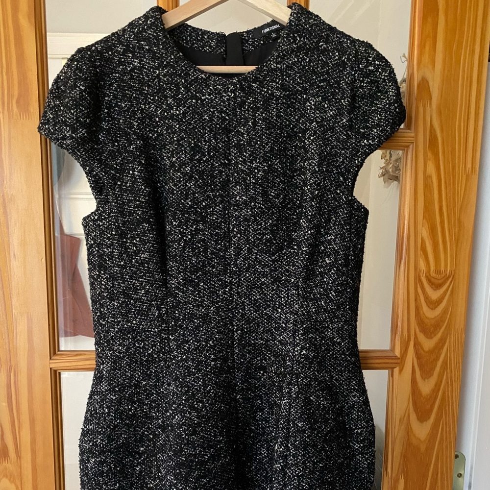 Funktional wool boucle dress